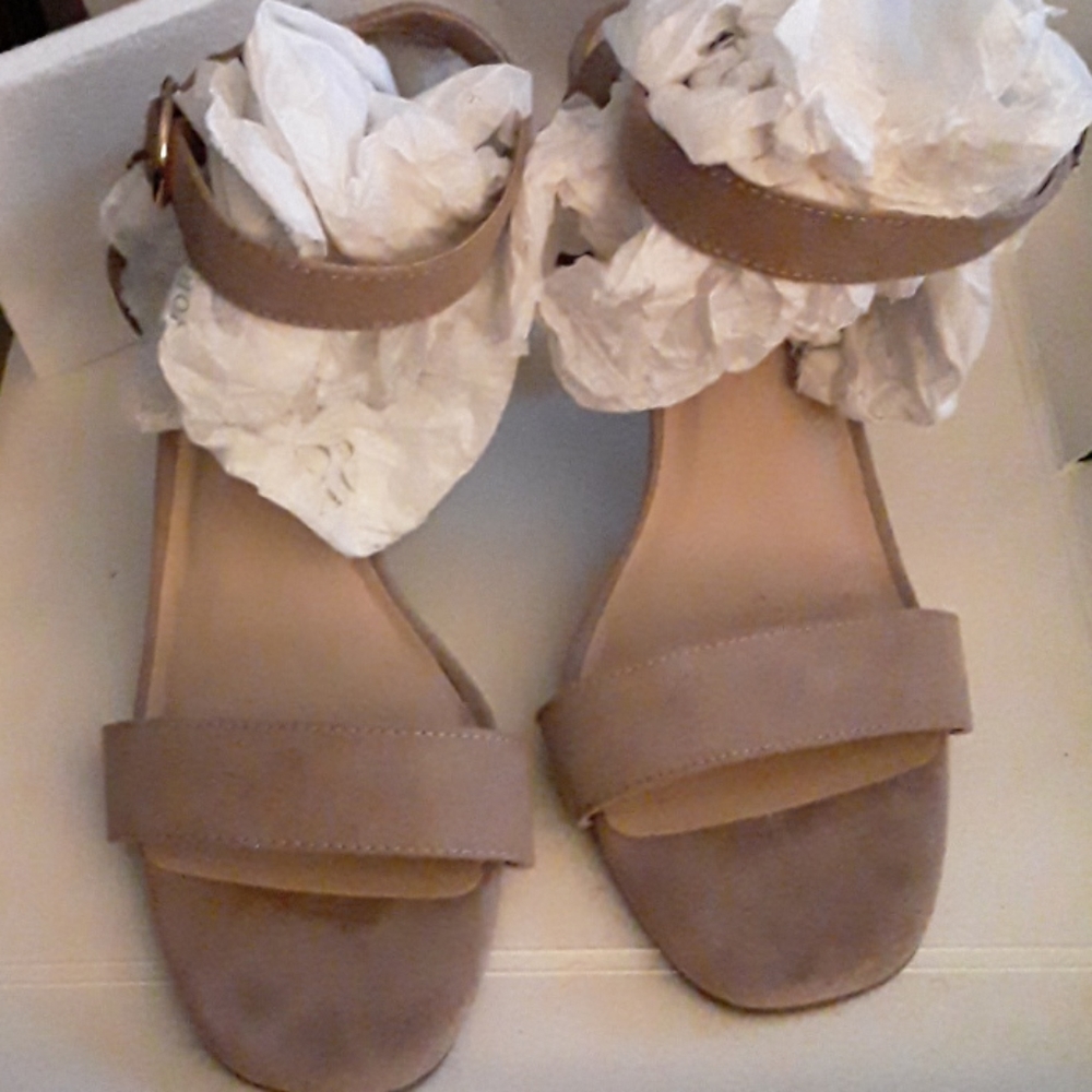 Comfort East Shoes